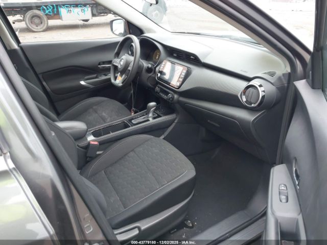 2021 NISSAN KICKS 3N1CP5CV9ML560883 Photo 4