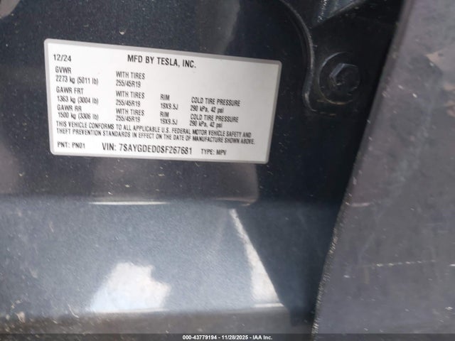 2025 TESLA MODEL Y 7SAYGDED0SF267681 Photo 8