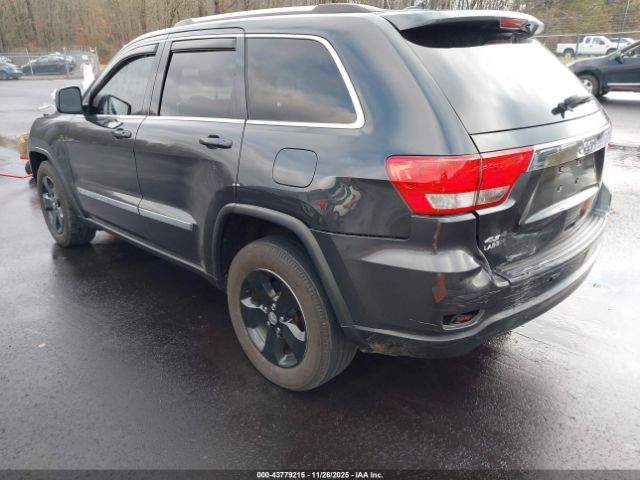 2011 JEEP GRAND CHEROKEE 1J4RR4GG5BC597830 Photo 2