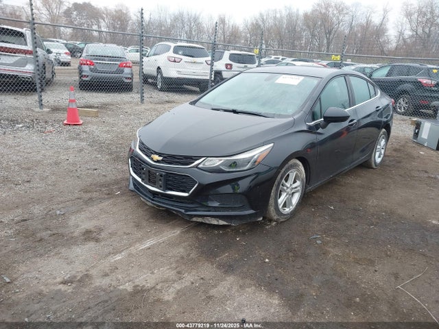 1G1BE5SM6H7202618 Chevrolet Cruze Lt Auto