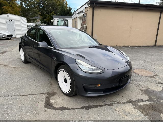 2018 TESLA MODEL 3 5YJ3E1EB1JF119421 Photo 0