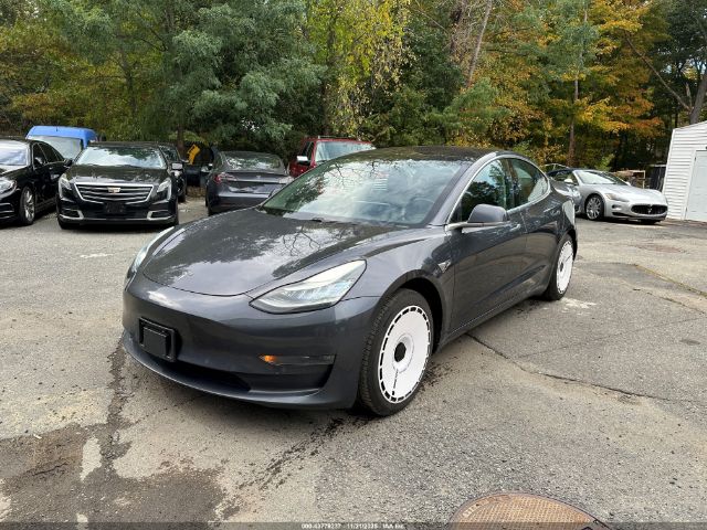 2018 TESLA MODEL 3 5YJ3E1EB1JF119421 Photo 1