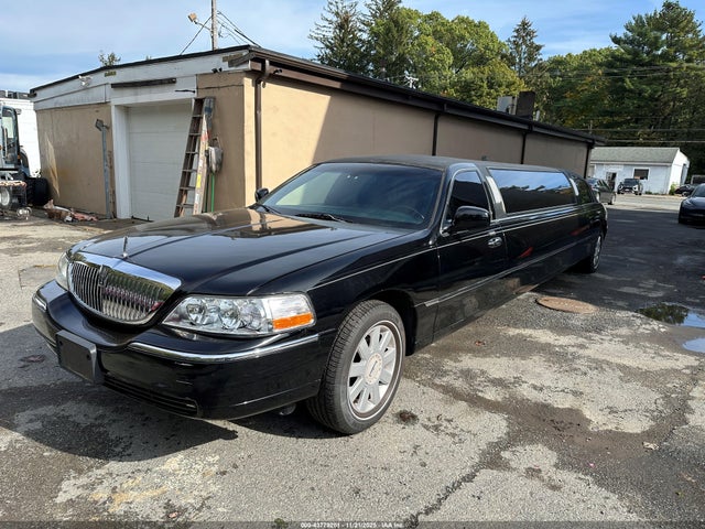 Aukcja sprzedaży 2005 Lincoln Town Car Executive, vin: 1L1FM88W85Y654529, numer aukcji: 43779261
