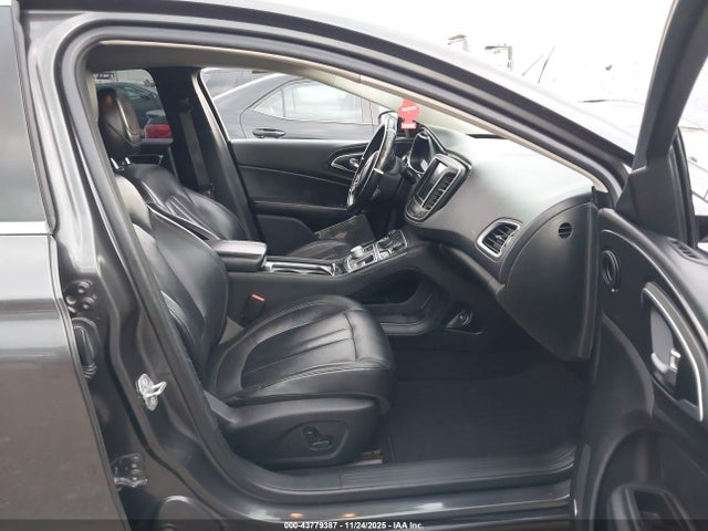 Chrysler 200 C 2015 1C3CCCCB5FN501274 Image 5