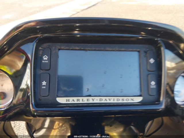 2017 HARLEY-DAVIDSON FLTRXS 1HD1KTC15HB614240 Photo 6