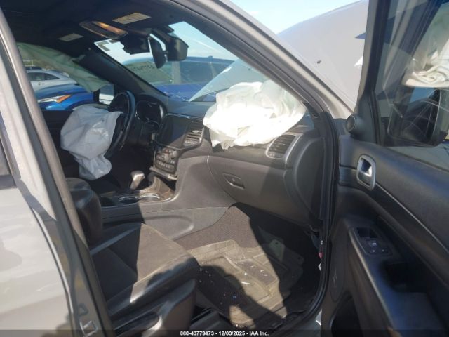 2019 JEEP GRAND CHEROKEE 1C4RJEAG7KC776463 Photo 4