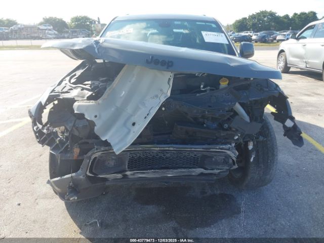 2019 JEEP GRAND CHEROKEE 1C4RJEAG7KC776463 Photo 5