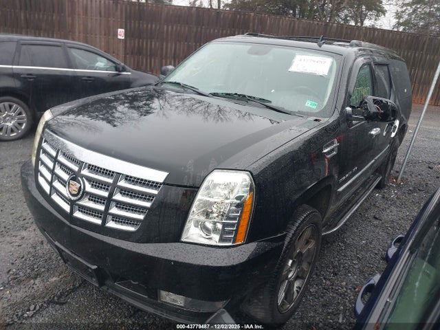2011 CADILLAC ESCALADE ESV 1GYS4HEF6BR121486 Photo 1