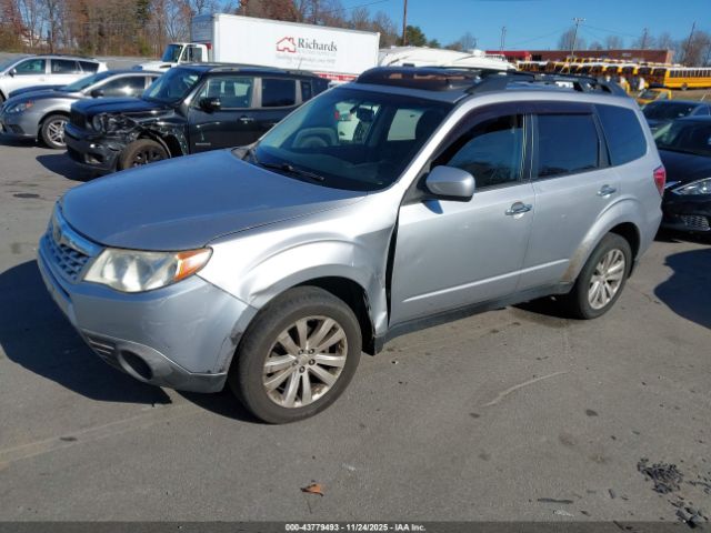 2013 SUBARU FORESTER JF2SHAEC6DH441554 Photo 1