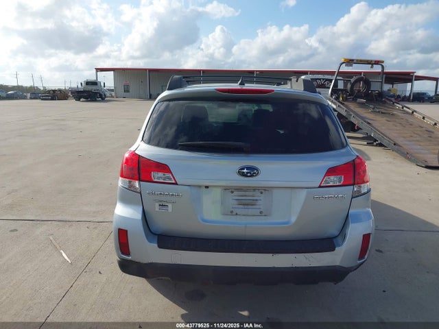 Subaru Outback 2.5i Limited 2014 4S4BRCLC4E3267763 Image 16