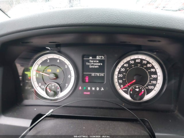 Продаж на аукціоні авто 2019 Ram 1500 Classic Tradesman  4x2 6'4 Box, vin: 1C6RR6FG8KS528467, номер лоту: 43779532