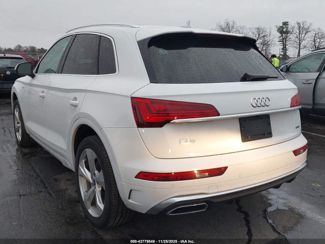 2024 AUDI Q5 WA1EAAFY1R2025538 Photo 2