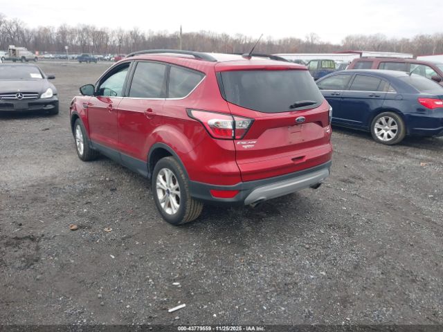 2018 FORD ESCAPE 1FMCU9GD5JUC73830 Photo 2