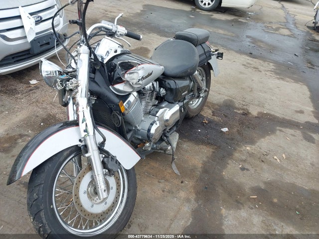 2004 HONDA VT750 JH2RC50374M004056 Photo 1