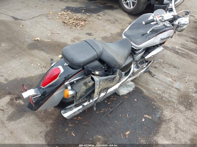 2004 HONDA VT750 JH2RC50374M004056 Photo 3