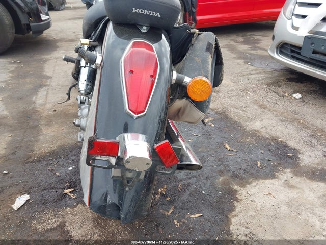 2004 HONDA VT750 JH2RC50374M004056 Photo 5