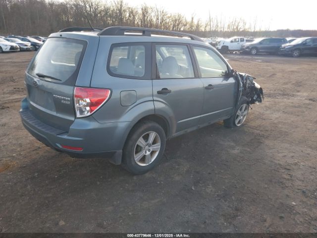 2013 SUBARU FORESTER JF2SHABC2DH416719 Photo 3