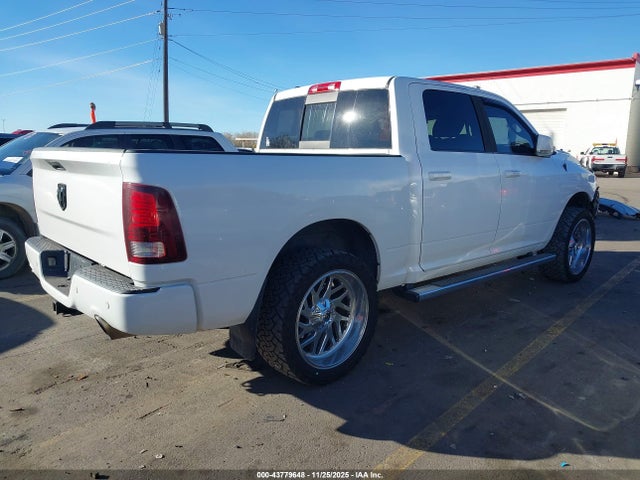 2014 RAM 1500 1C6RR7MTXES378758 Photo 3