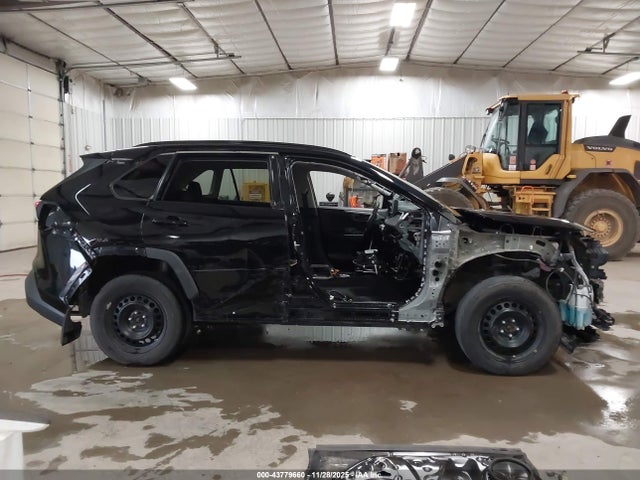 Toyota RAV4 LE 2021 2T3F1RFV0MC167573 Image 14