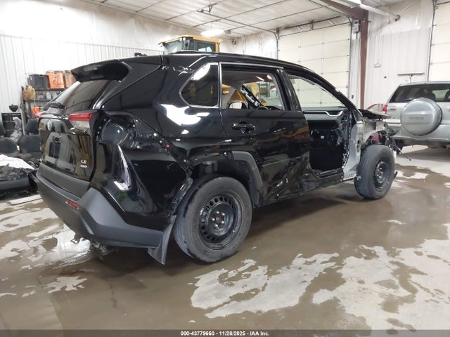 Toyota RAV4 LE 2021 2T3F1RFV0MC167573 Image 4