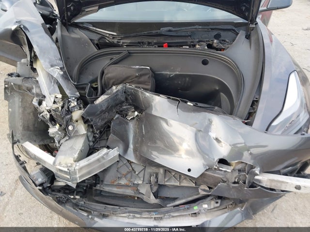 2022 TESLA MODEL 3 5YJ3E1EB0NF186565 Photo 9