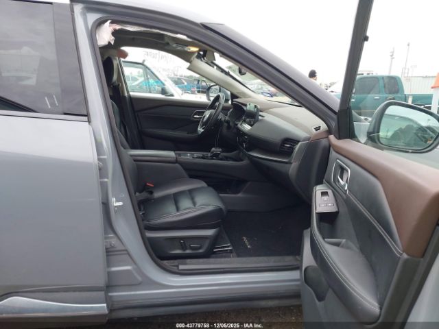 2021 NISSAN ROGUE 5N1AT3CA3MC825001 Photo 4