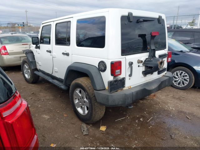 2013 JEEP WRANGLER UNLIMITED 1C4HJWFGXDL508696 Photo 2