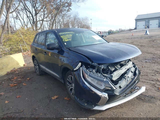 2018 MITSUBISHI OUTLANDER JA4AZ3A35JZ056317 Photo 0