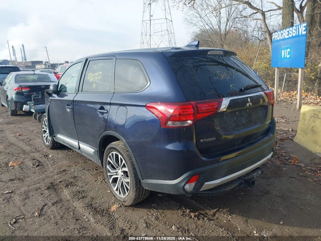 2018 MITSUBISHI OUTLANDER JA4AZ3A35JZ056317 Photo 2