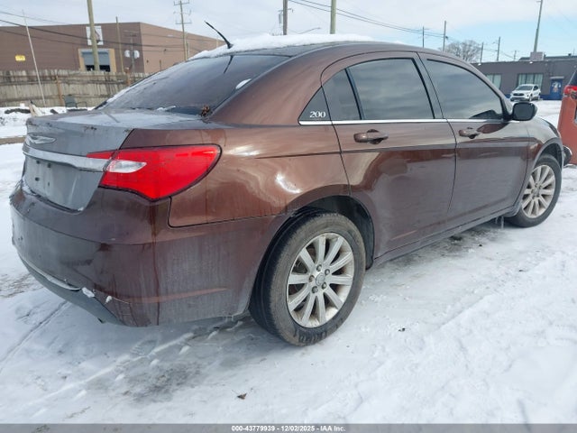 Продаж на аукціоні авто 2012 Chrysler 200 Touring, vin: 1C3CCBBB6CN180790, номер лоту: 43779939