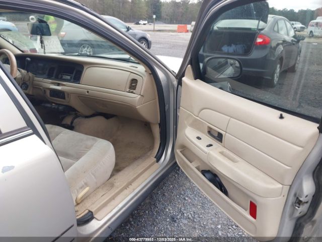 2006 FORD CROWN VICTORIA 2FAFP71W46X124824 Photo 4