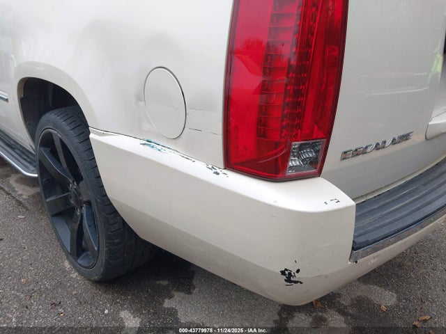 2007 CADILLAC ESCALADE ESV 1GYFK668X7R208228 Photo 5