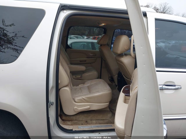 2007 CADILLAC ESCALADE ESV 1GYFK668X7R208228 Photo 7