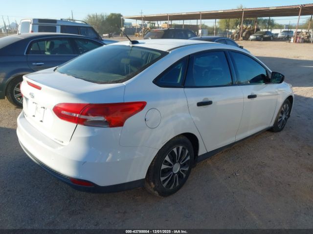 2015 FORD FOCUS 1FADP3E27FL221455 Photo 3