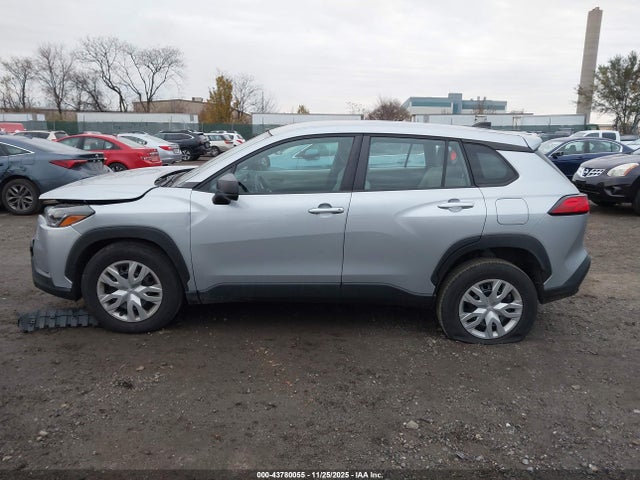 Toyota Corolla Cross L 2022 7MUAAAAG2NV008839 Image 14
