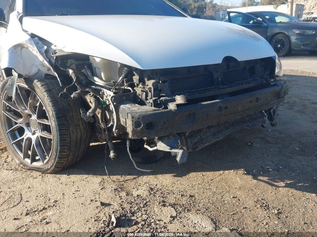 WVWLF7AU3FW340139 Volkswagen Golf R 4-door