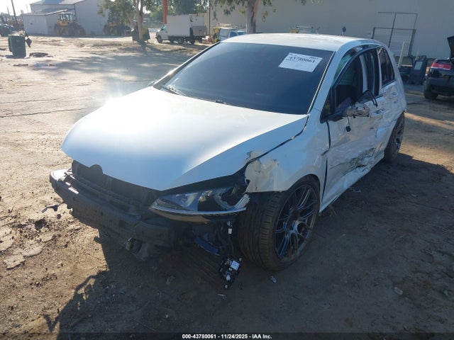 WVWLF7AU3FW340139 Volkswagen Golf R 4-door
