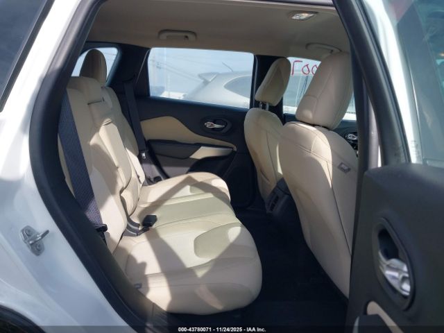 2017 JEEP CHEROKEE 1C4PJLAB8HW641273 Photo 7