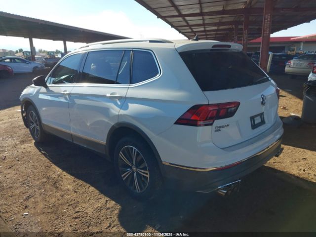 2018 VOLKSWAGEN TIGUAN 3VV2B7AX7JM098662 Photo 2
