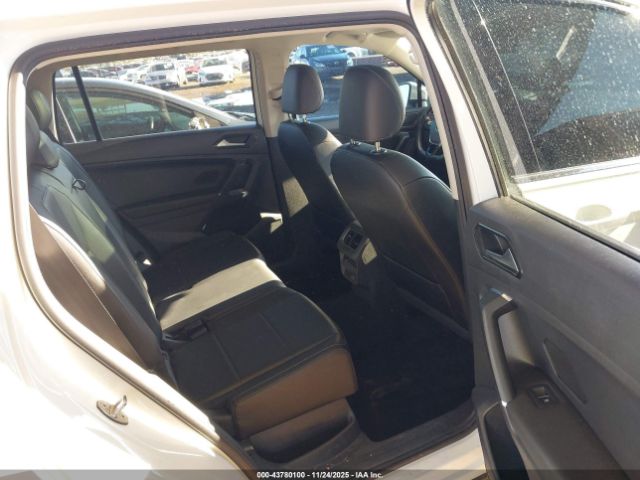 2018 VOLKSWAGEN TIGUAN 3VV2B7AX7JM098662 Photo 7