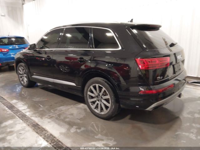 2019 AUDI Q7 WA1LAAF78KD000872 Photo 2