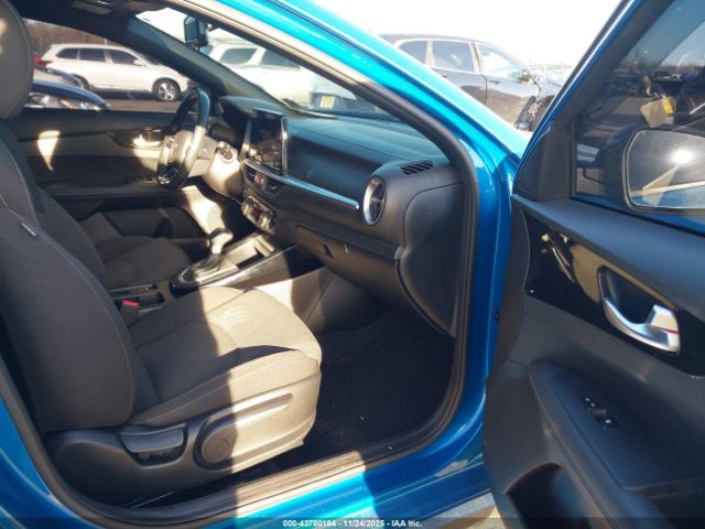 2023 KIA FORTE 3KPF54AD8PE562329 Photo 4