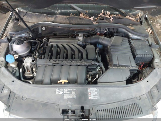 2008 VOLKSWAGEN PASSAT WVWCU93C08E122657 Photo 9