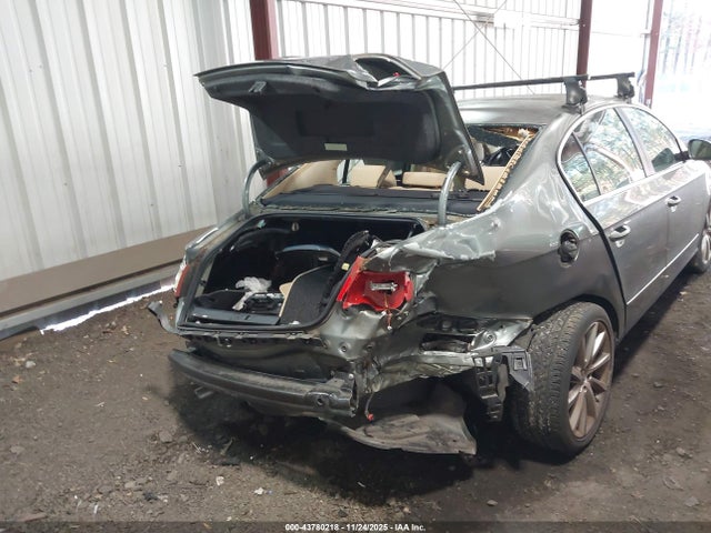 2008 VOLKSWAGEN PASSAT WVWCU93C08E122657 Photo 5