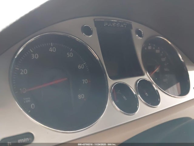 2008 VOLKSWAGEN PASSAT WVWCU93C08E122657 Photo 6