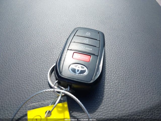 2024 TOYOTA COROLLA CROSS HYBRID 7MUFBABG8RV042355 Photo 10