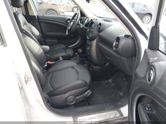 2015 MINI COUNTRYMAN WMWZC5C51FWP46219 Photo 4