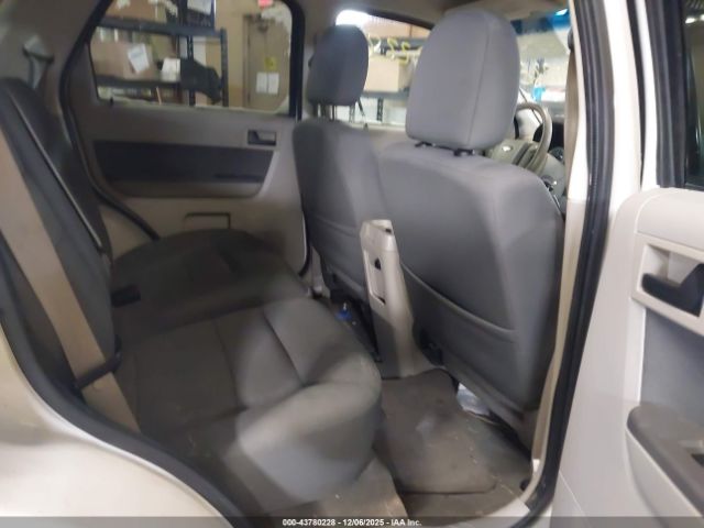 2009 FORD ESCAPE 1FMCU93729KB02105 Photo 7