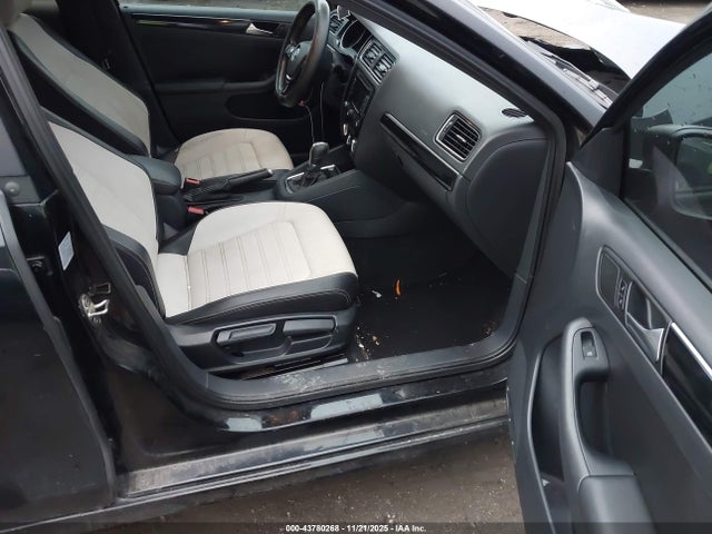 3VWD17AJ0FM335552 Volkswagen Jetta 1.8t Sport