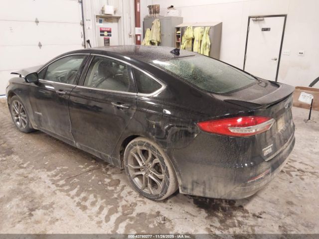 2019 FORD FUSION HYBRID 3FA6P0RU2KR106745 Photo 2